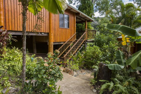 Milkwood Lodge - Accommodation Asia 0