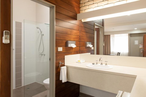 Mitchell On Main - Accommodation Guide 2