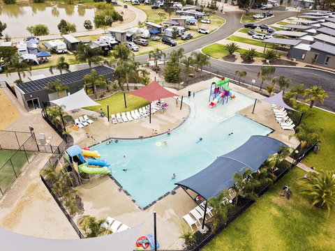 Moama Waters - Accommodation Asia 2