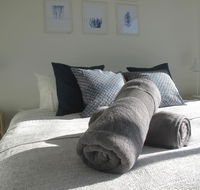 Modern 3 Bedroom Apt With FREE Parking Netflix Wifi  Welcome Wine by BnB Pro - Accommodation Guide