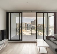 Modern Apartment in Darling Harbour - Accommodation Asia