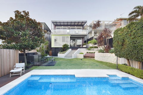 Modern Beach House - Accommodation Asia 0