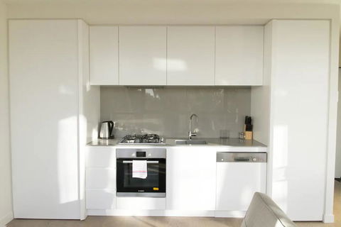 Modern Light-Filled 1 Bed In South Melbourne - Accommodation Asia 2