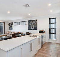 Modern Luxury at Christies Beach - Accommodation Asia