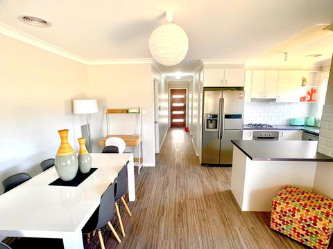 Modern Majestic - Everything You Need - Private Location - Accommodation Asia 0