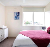 Modern St Kilda East Apartment - Free parking - Accommodation Asia