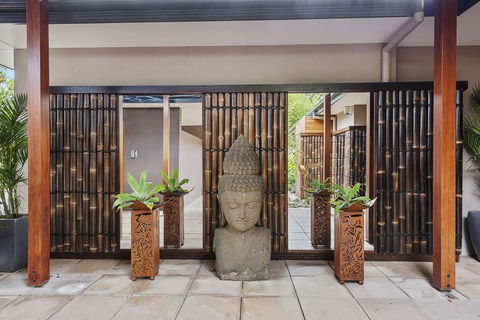 Mont Sapphire Luxury Estate - Accommodation Asia 3
