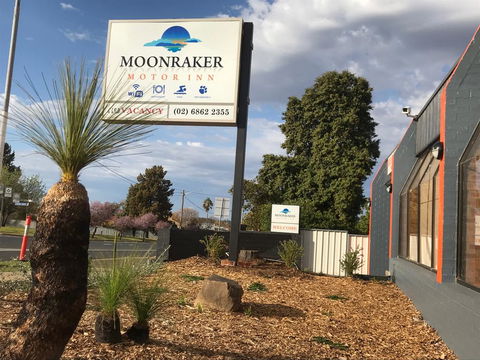 Moonraker Motor Inn - Accommodation Asia 0