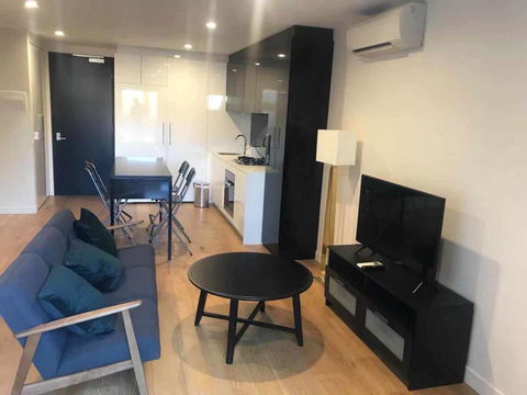 Morden Apartment In The Heart Of Howthorn East - Accommodation Guide 0