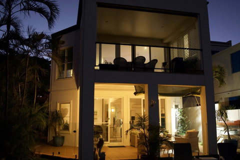 Moreton Bay Beach Lodge - Accommodation Asia 3