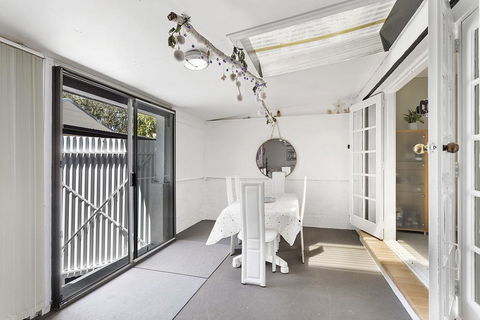 Morna Point Road 86A, Nell's Cottage - Accommodation Asia 3