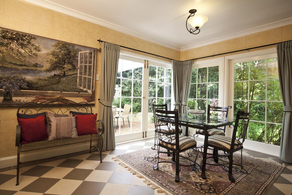  Accommodation Asia
