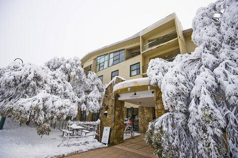 Mt Buller Chalet Hotel & Suites - Accommodation Asia 0