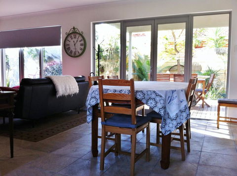Mt Lawley Garden Apartment - Accommodation Asia 2