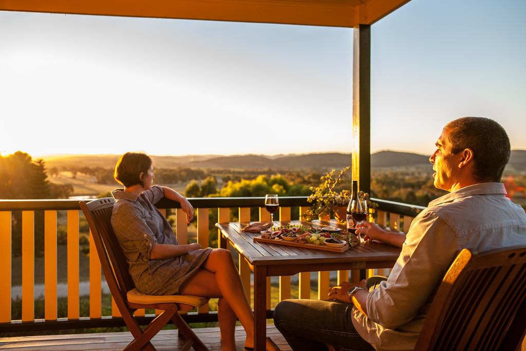 Frog Rock NSW Accommodation Guide