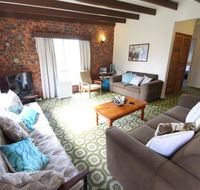 Muller's Cottage at Hat Head Pet Friendly - Accommodation Asia