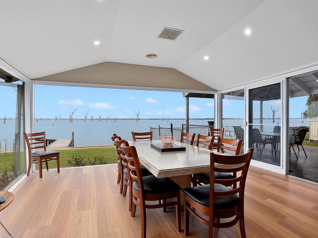 Quandary ACT Accommodation Asia