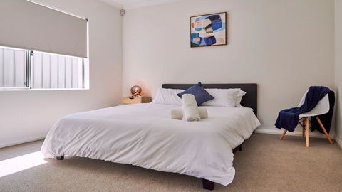 Murdoch Hospital & Uni - Netflix & WiFi - - Accommodation Asia 3