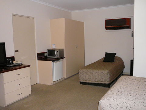 Murray River Motel - Accommodation Asia 3