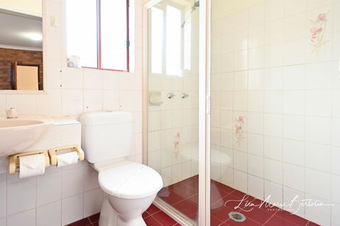 Narrandera Club Motor Inn - Accommodation Guide 1