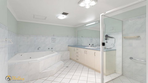 Nelson Bay CBD Apartment - No.41 Nelson Towers - Accommodation Asia 2