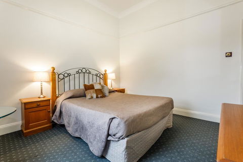 Nelsons Of Bridgetown - Accommodation Asia 1
