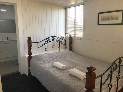 Nerang66 - Accommodation Asia 3