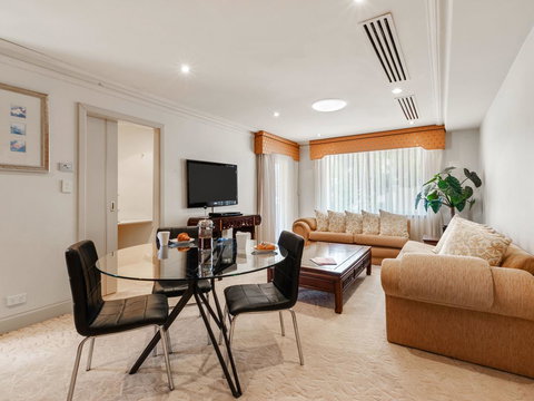 The Peninsula Riverside Serviced Apartments - Accommodation China 9