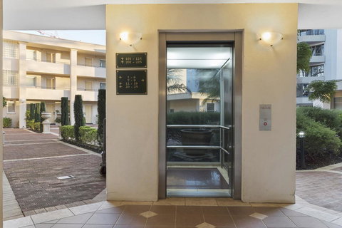 The Peninsula Riverside Serviced Apartments - Accommodation China 38