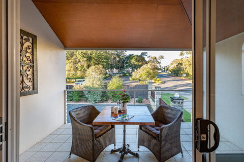 Prideau\'s Of Margaret River - Accommodation Guide 22