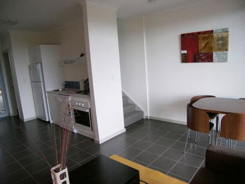 Cosy Corner Sea View Apartments - Accommodation Asia 5