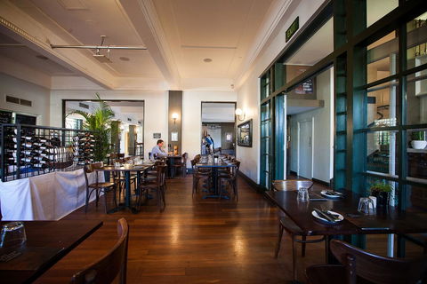 Captain Stirling Hotel - Accommodation Asia 44