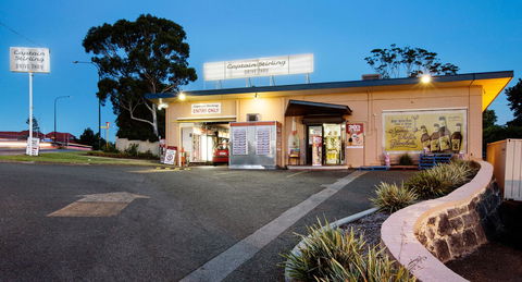 Captain Stirling Hotel - Accommodation Asia 24