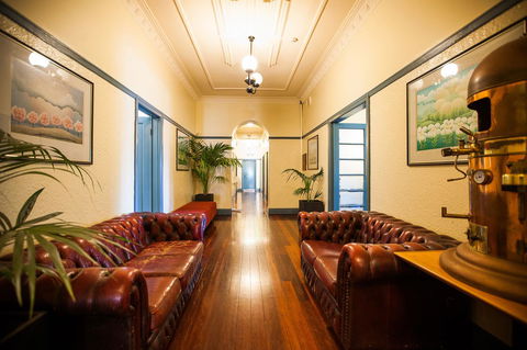 Captain Stirling Hotel - Accommodation Asia 31