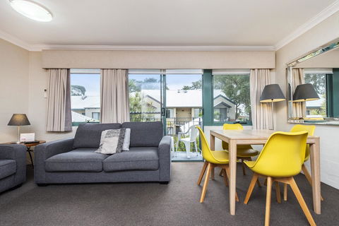 Subiaco Village 20 - Accommodation Asia 1