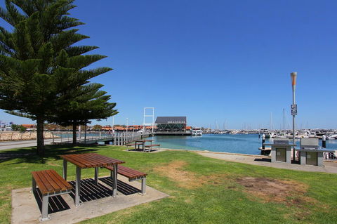 Hillarys Marina Apartment - Accommodation China 41