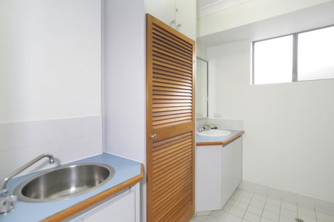 Scarborough Beach Front Resort - Shell Ten - Accommodation Asia 10