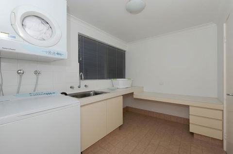 Cottesloe Beach House II - Accommodation Asia 20