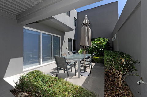 Cottesloe Beach House II - Accommodation Asia 21