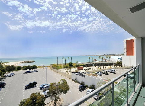 Nautica Residences Mandurah - Accommodation Asia 3