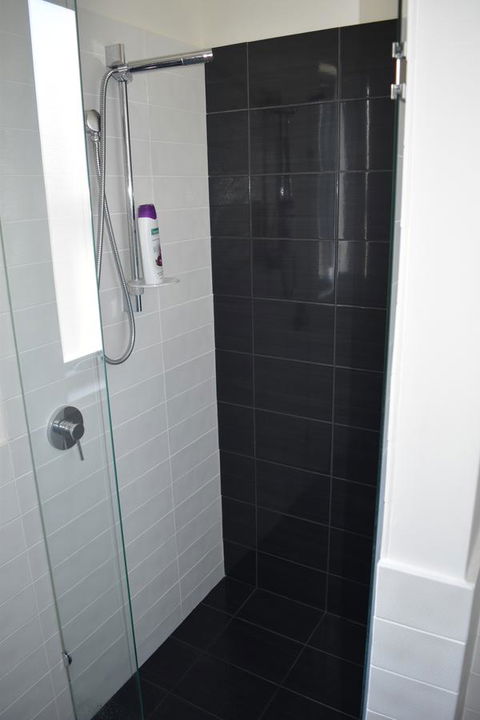 Central Executive Townhouse - Accommodation Asia 7
