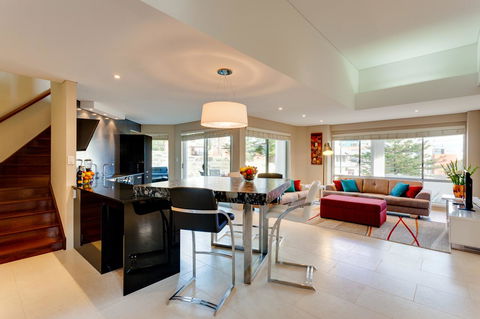 Cottesloe Contemporary Villa - Accommodation Asia 9
