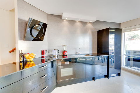 Cottesloe Contemporary Villa - Accommodation Asia 12