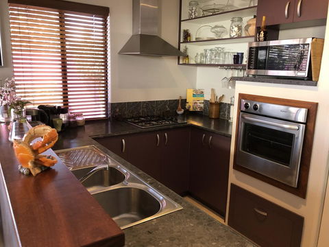 BeachHideaway@Scarborough - Accommodation Asia 23