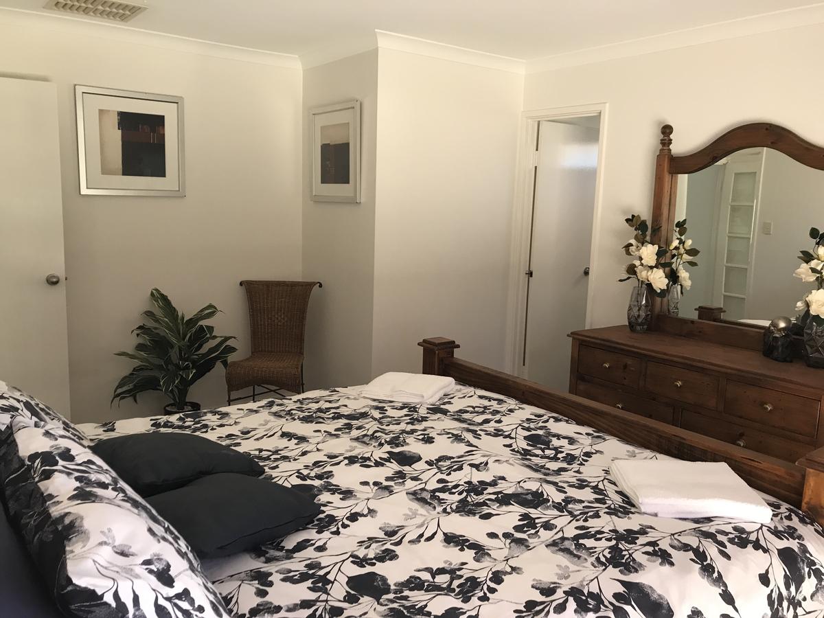 Heathridge WA Accommodation Asia