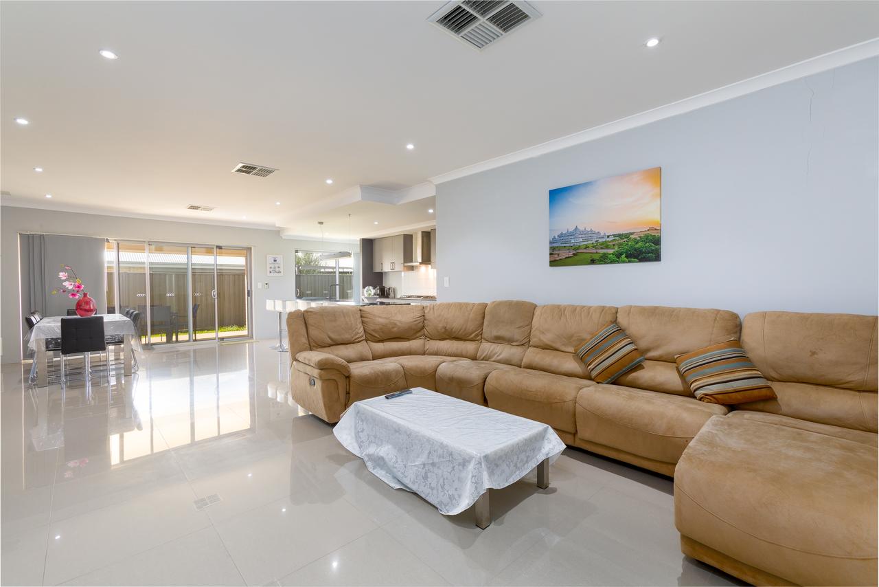 Harrisdale WA Accommodation Asia