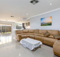 Rainbow Dream House - Accommodation Asia