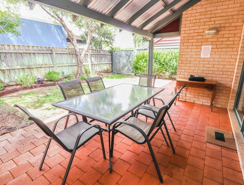 Bayshore Beachside Resort - Accommodation Asia 38