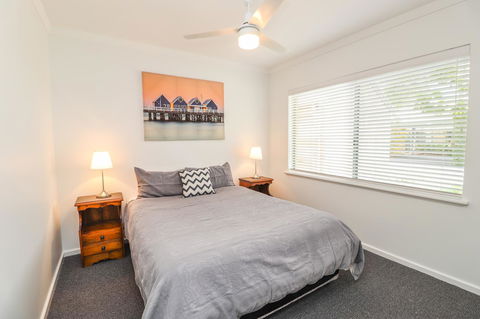 Bayshore Beachside Resort - Accommodation Asia 37