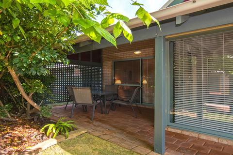 Bayshore Beachside Resort - Accommodation Asia 43